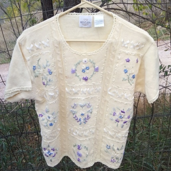 Sweater - Picture 1 of 8